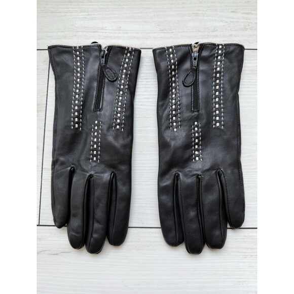 Redfish Designs Women’s M/L  Soft Leather Gloves Black Embroidered Lined - Picture 1 of 6